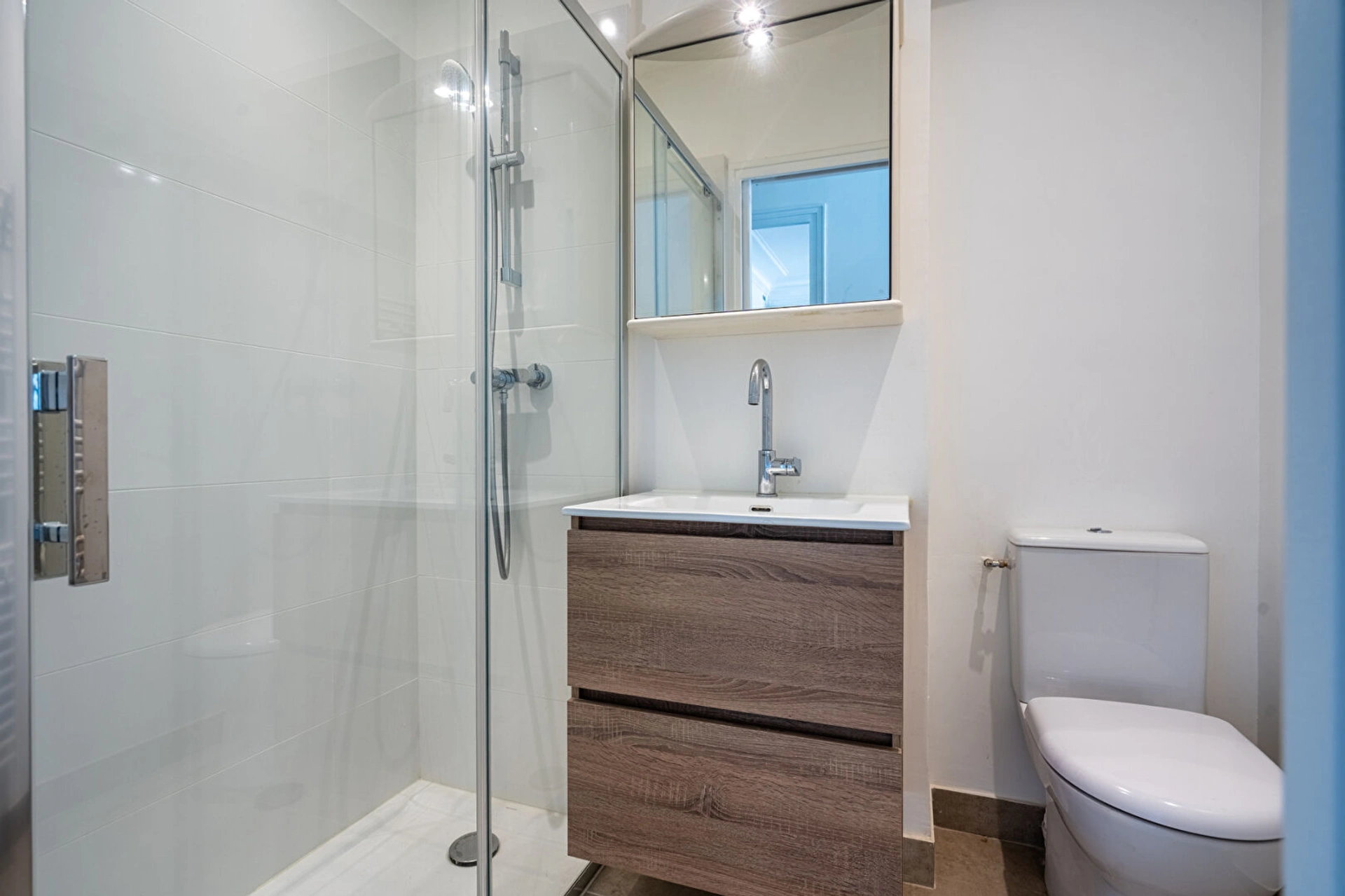 PARIS 75017 - Rue Legendre 11