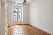 PARIS 11 - RUE MARGUERITE MORET 1