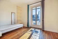 PARIS 11- PARMENTIER 8
