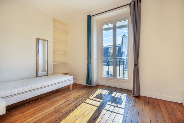 PARIS 11- PARMENTIER 8