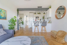 Appartement Paris 3 pièce(s) 10