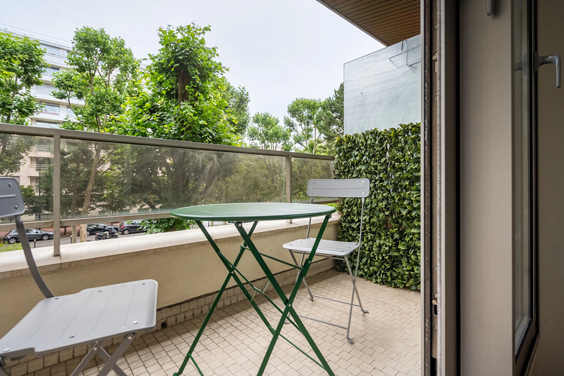NEUILLY-SUR-SEINE - LOUISE MICHEL 8