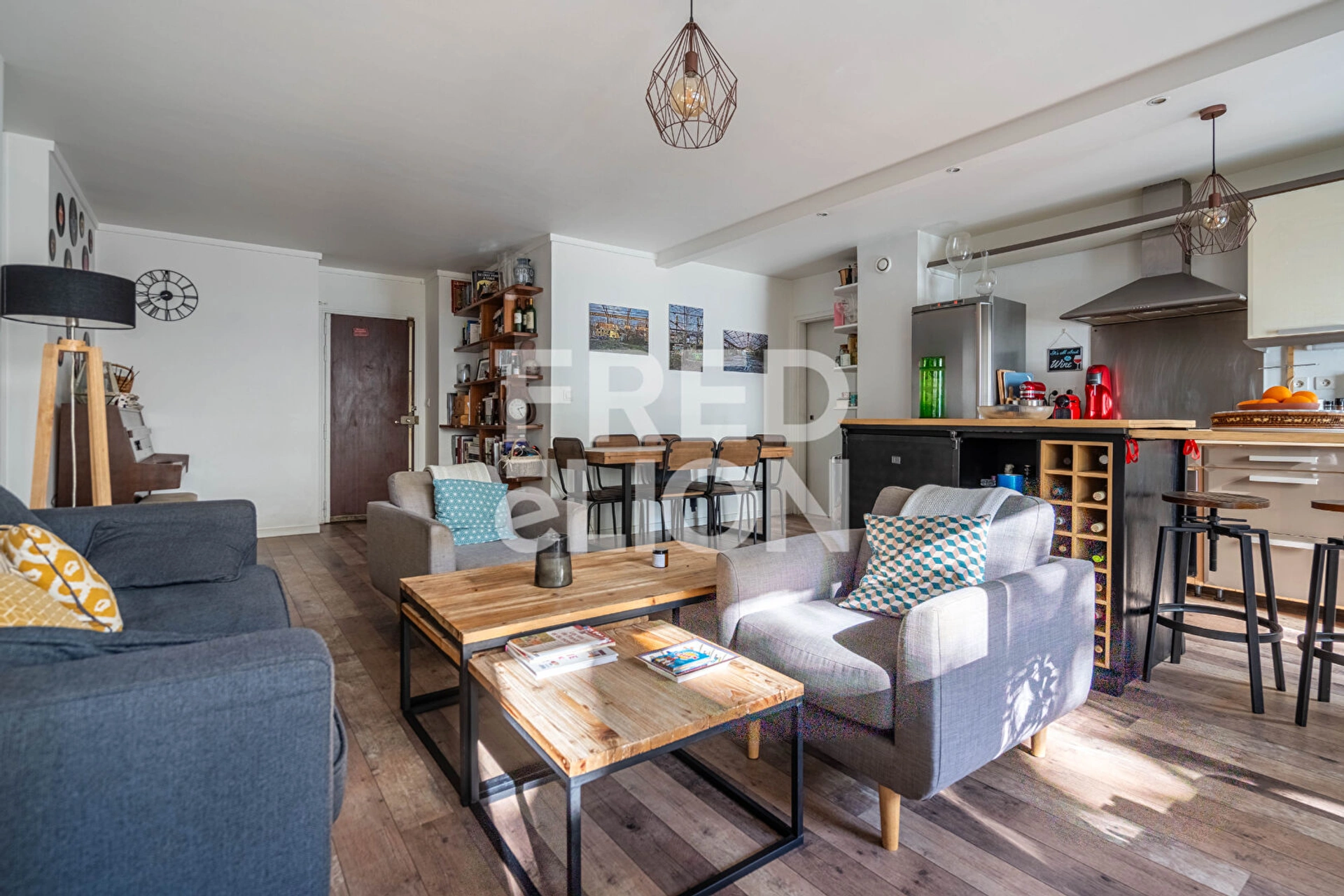 PARIS 75011 RUE OBERKAMPF 5