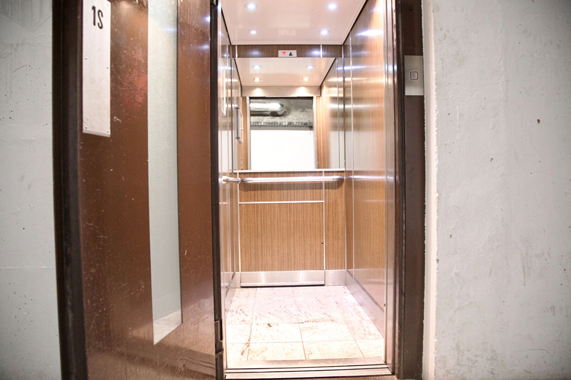 PARIS 75011 - AVENUE PARMENTIER 9