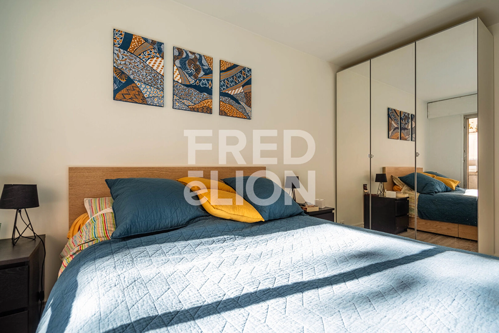 PARIS 75011 RUE OBERKAMPF 8