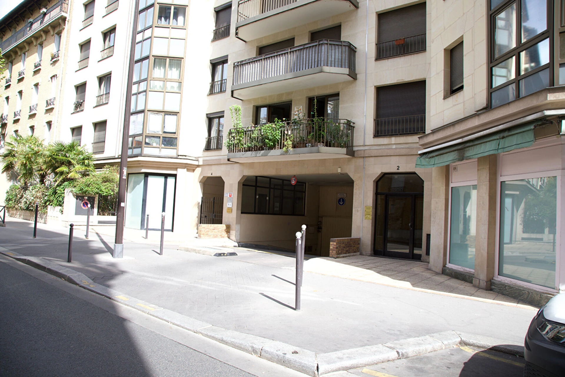 PARIS 75011 - RUE DE CHÂTILLON 5
