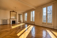 Paris 11 - Boulevard Richard Lenoir - Appartement 5 Pièces avec balcon 1