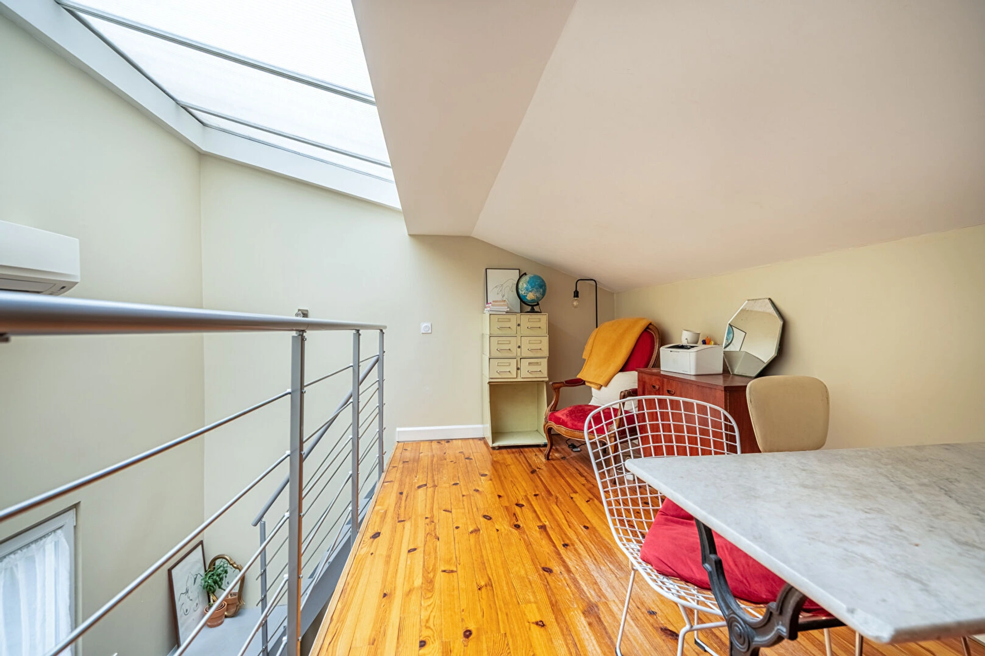 PARIS 75011 LOCAL PROFESSIONNEL CLIMATISÉ (Rue Oberkampf) 4