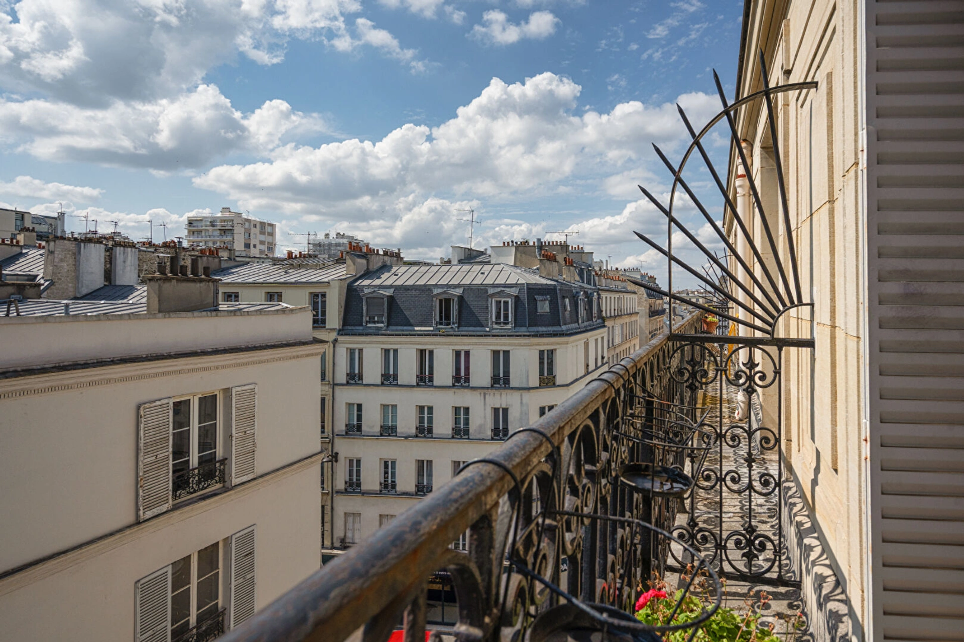 PARIS 75017 - Rue Legendre 1