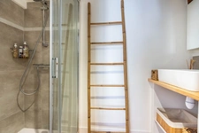 PARIS 11 - REPUBLIQUE 8