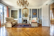 PARIS 11 - REPUBLIQUE 2