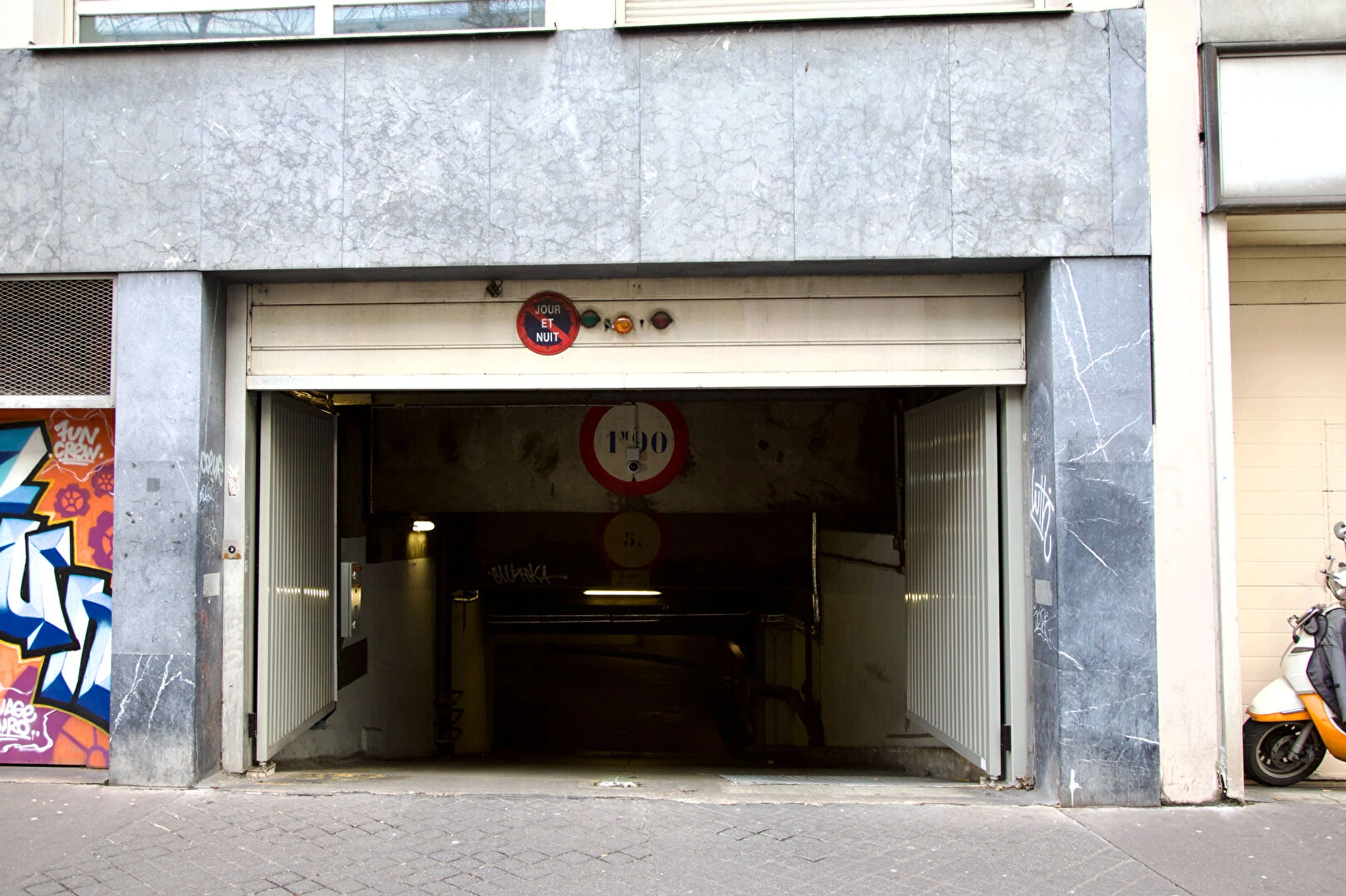 PARIS 75011 - AVENUE PARMENTIER 2