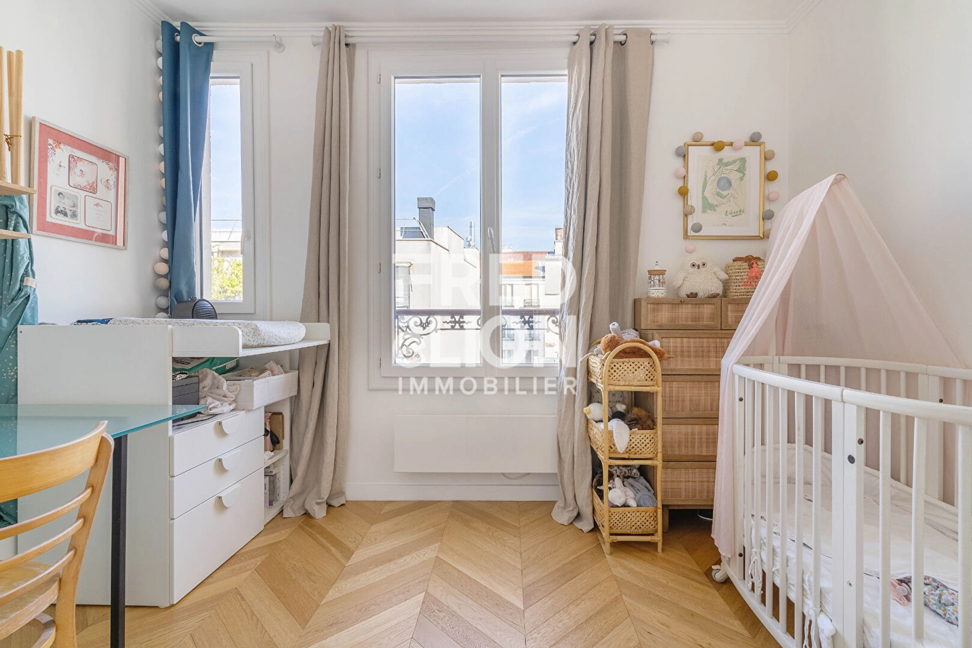 Appartement Paris 3 pièce(s) 17