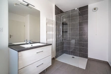 CLICHY 92110 RUE DE L'AVENIR 10