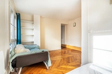 PARIS 11 - REPUBLIQUE 5