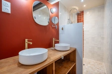 Paris 75011 Rue Jean Pierre Timbaud 8