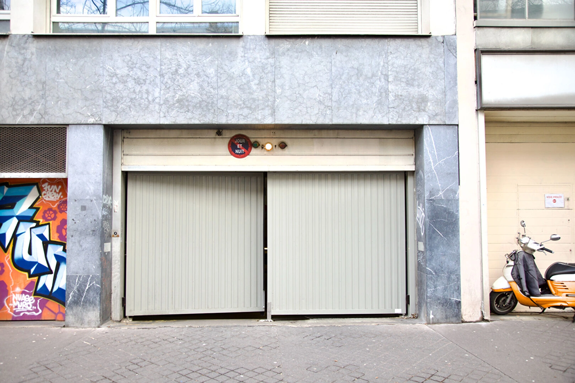 PARIS 75011 - AVENUE PARMENTIER 1