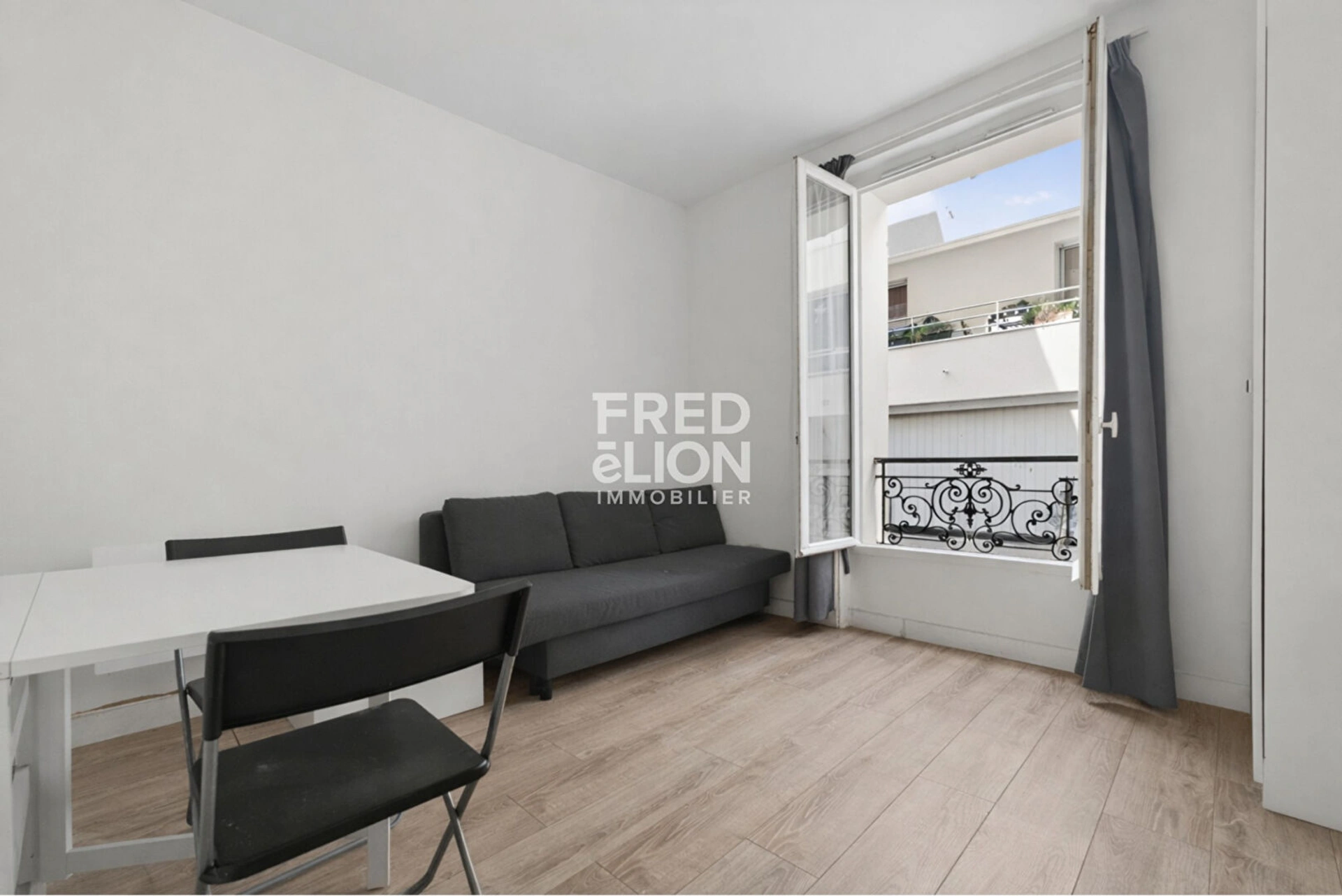 PARIS 11 - EMILE LEPEU 1