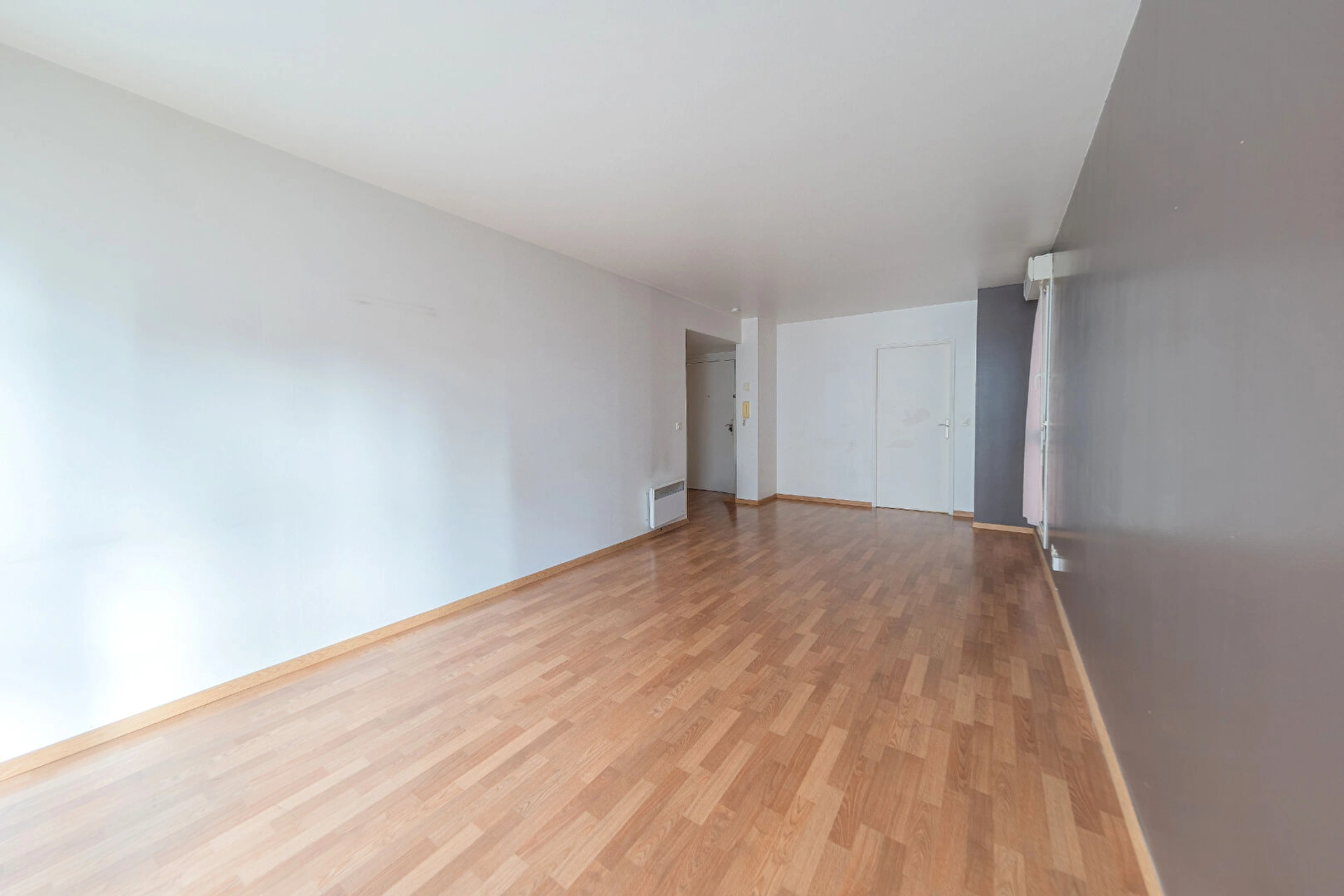 MONTREUIL - BAS MONTREUIL EST 4