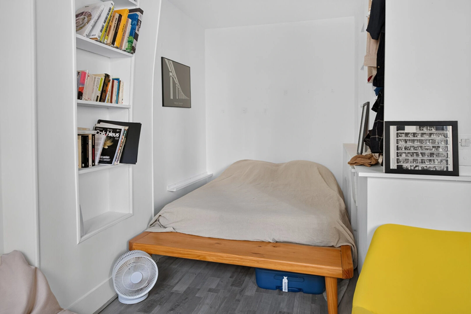 PARIS 11 - RUE LEON FROT 6