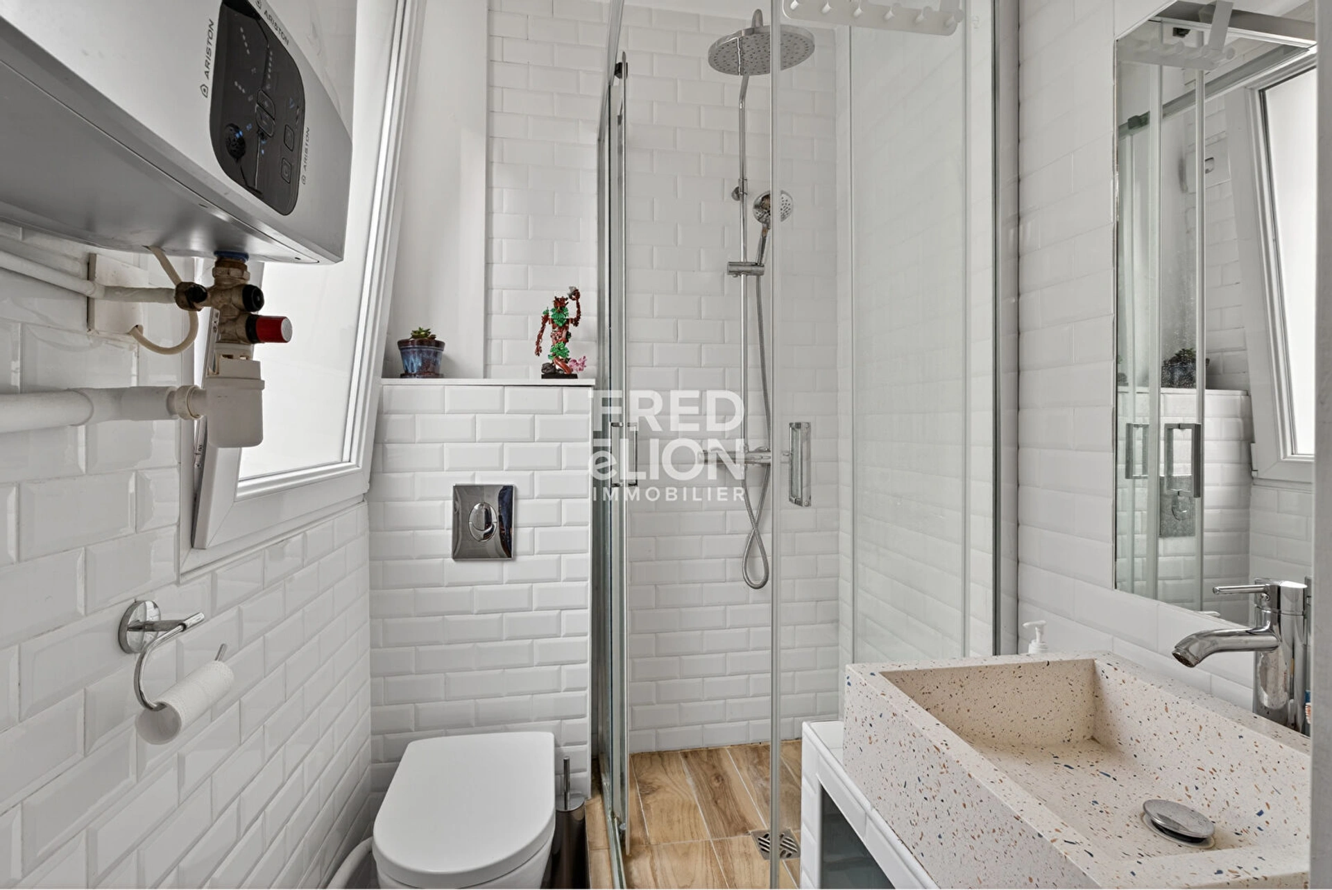 PARIS 11 - BOULEVARD DE MENILMONTANT 5