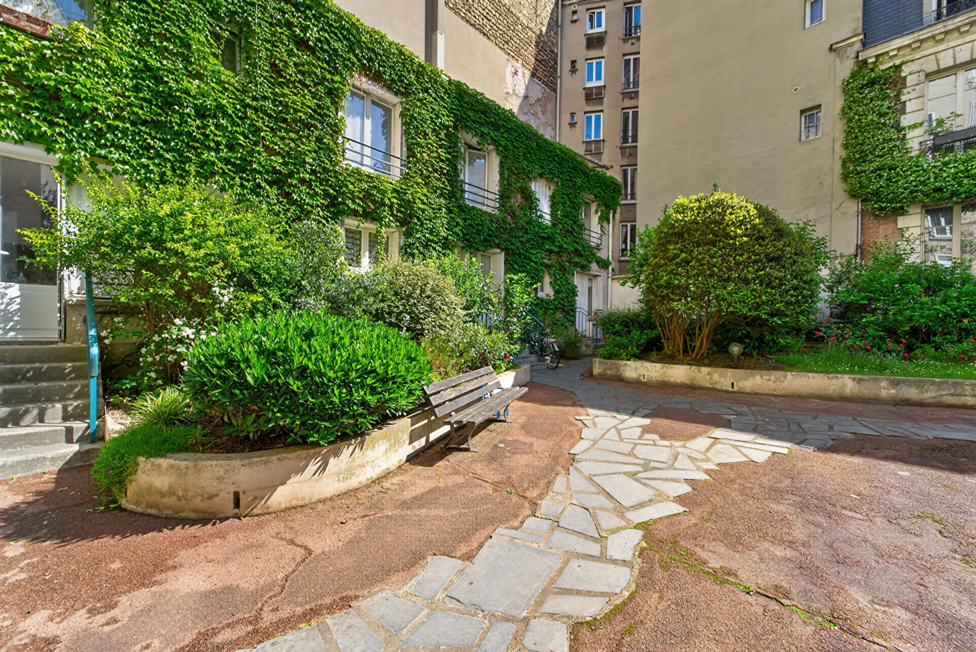 PARIS 11 - RUE DES BOULETS 12