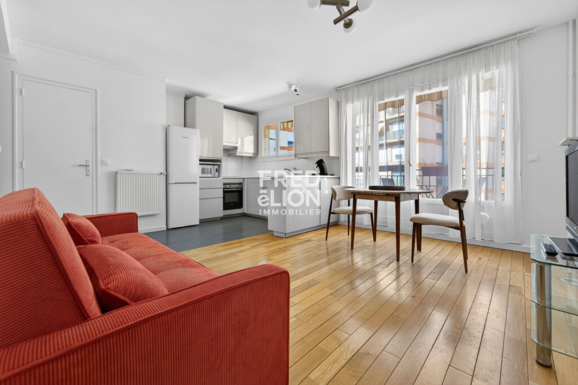 Appartement Paris 2 pièce(s) 75011 1