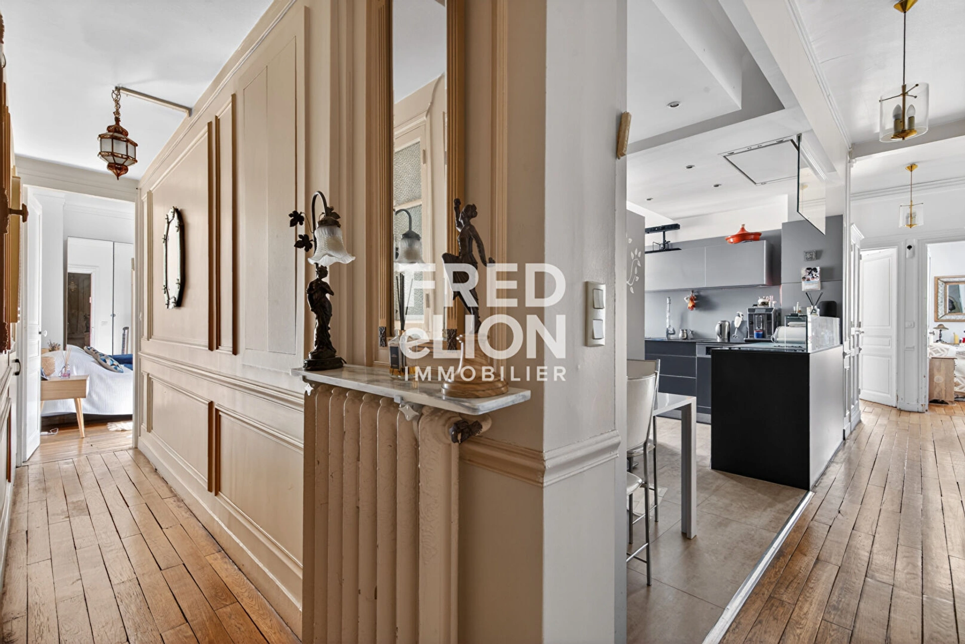 Appartement  5 pièces 144m2 Paris 11eme 2