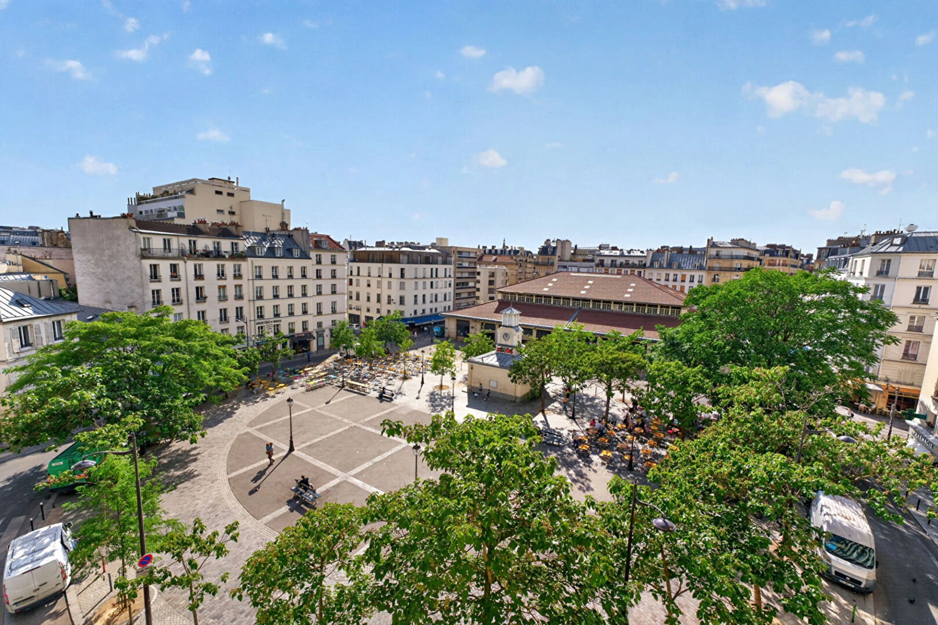 PARIS 12 - PLACE D'ALIGRE 2