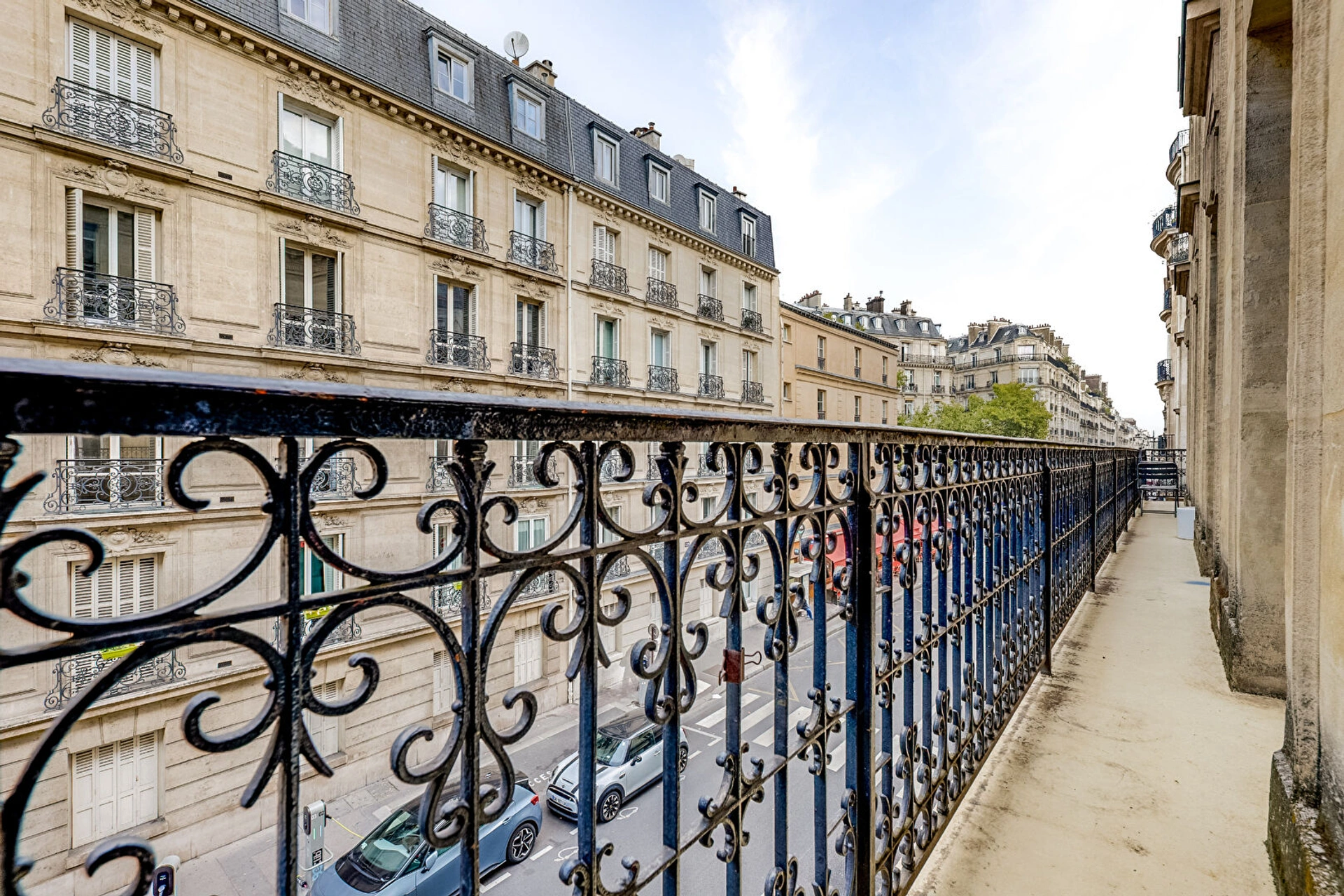 PARIS 16 - LA MUETTE 16