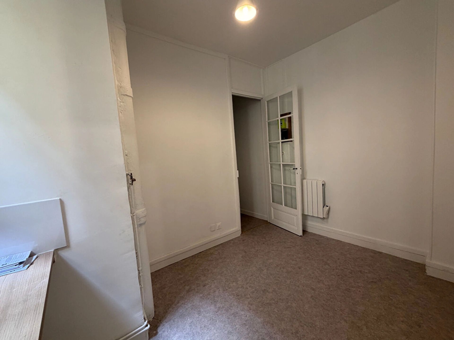 LOCAL COMMERCIAL - CHATEAU LANDON 11