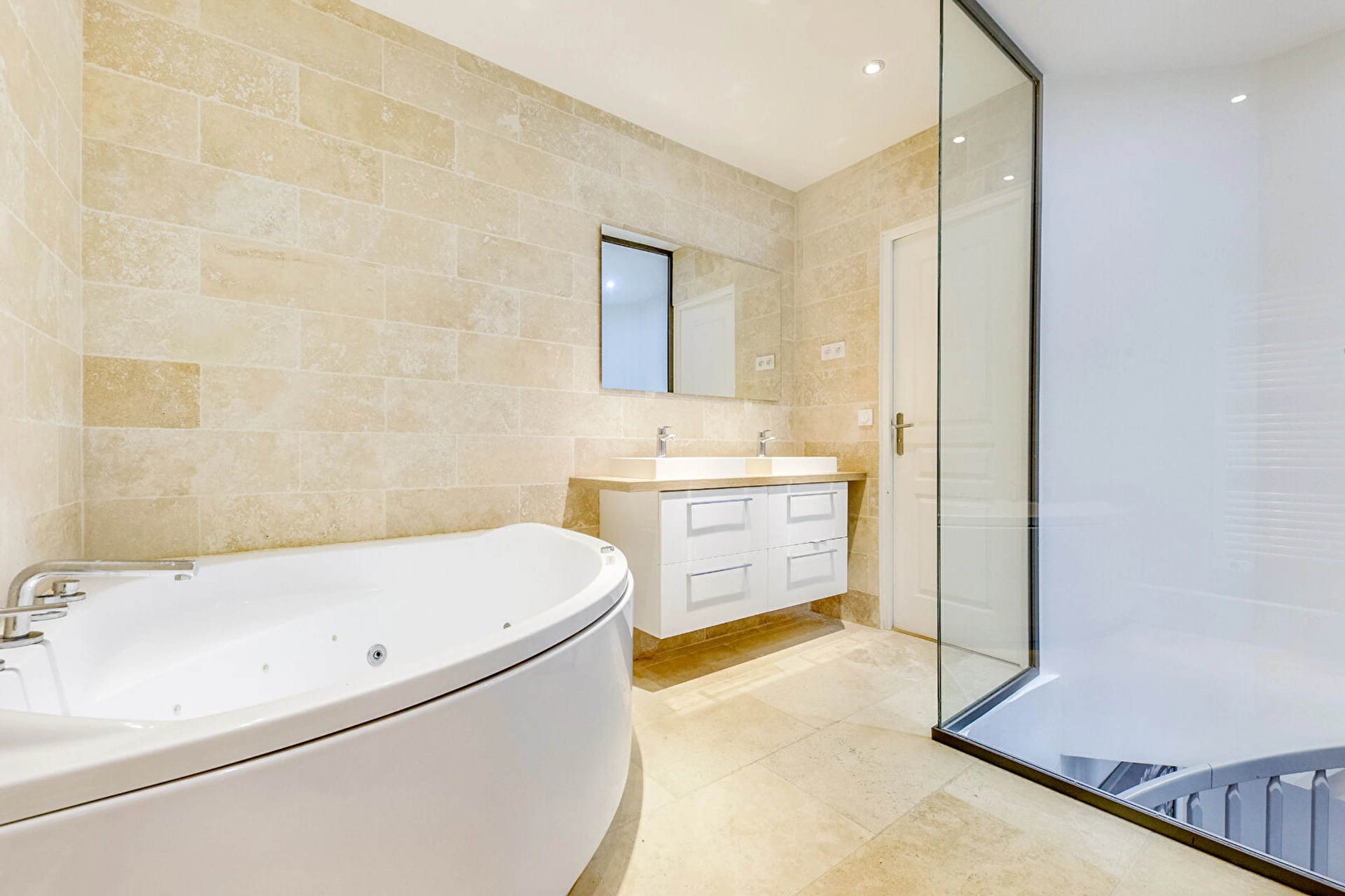 BAGNEUX - RUE DE LA MAIRIE 10