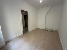 LOCAL COMMERCIAL - CHATEAU LANDON 4