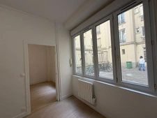 LOCAL COMMERCIAL - CHATEAU LANDON 6