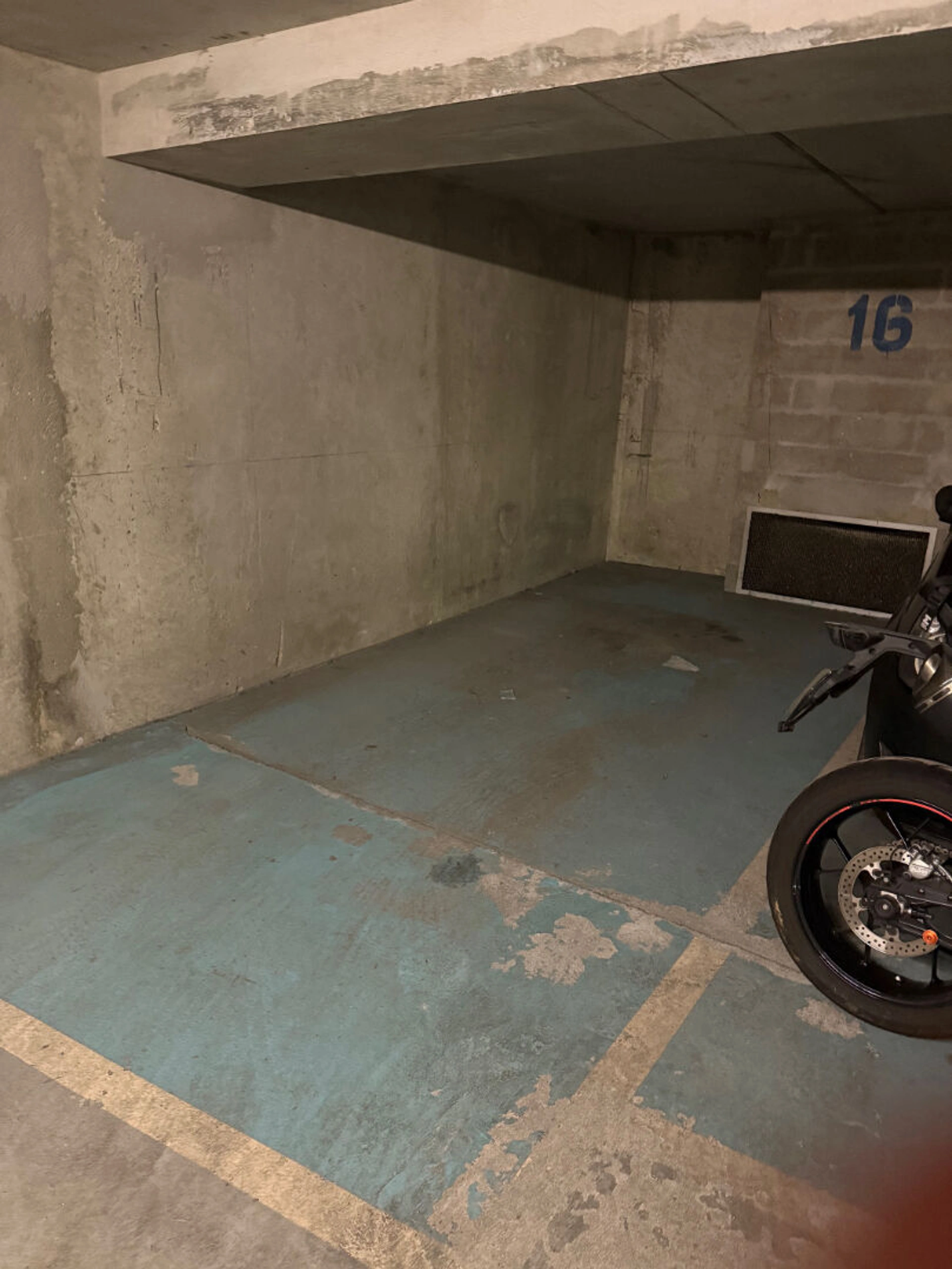 PARIS - DIDOT - PARKING 2