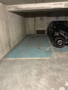 PARIS - DIDOT - PARKING 4