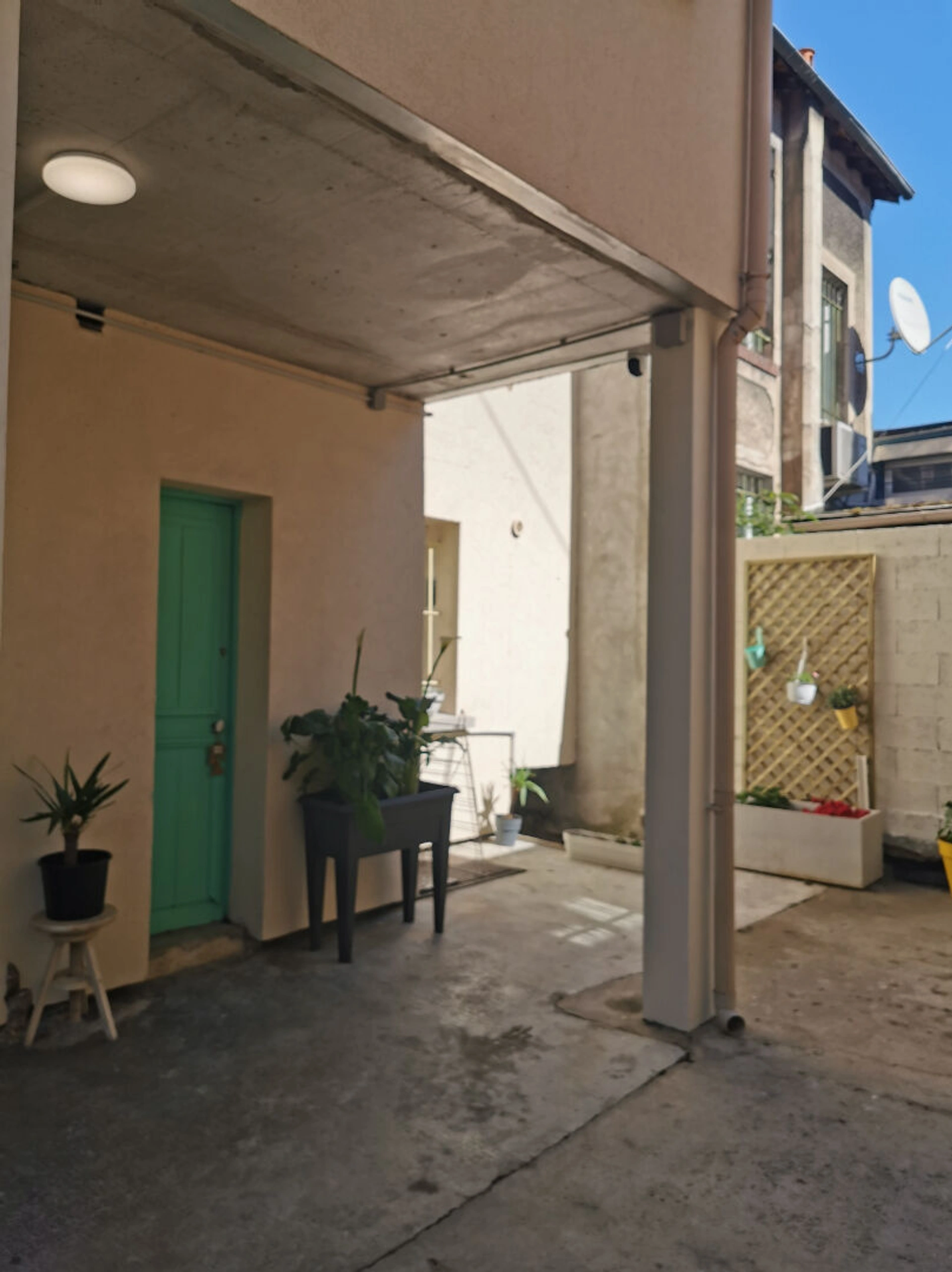 IVRY SUR SEINE - PIERRE ET MARIE CURIE 11