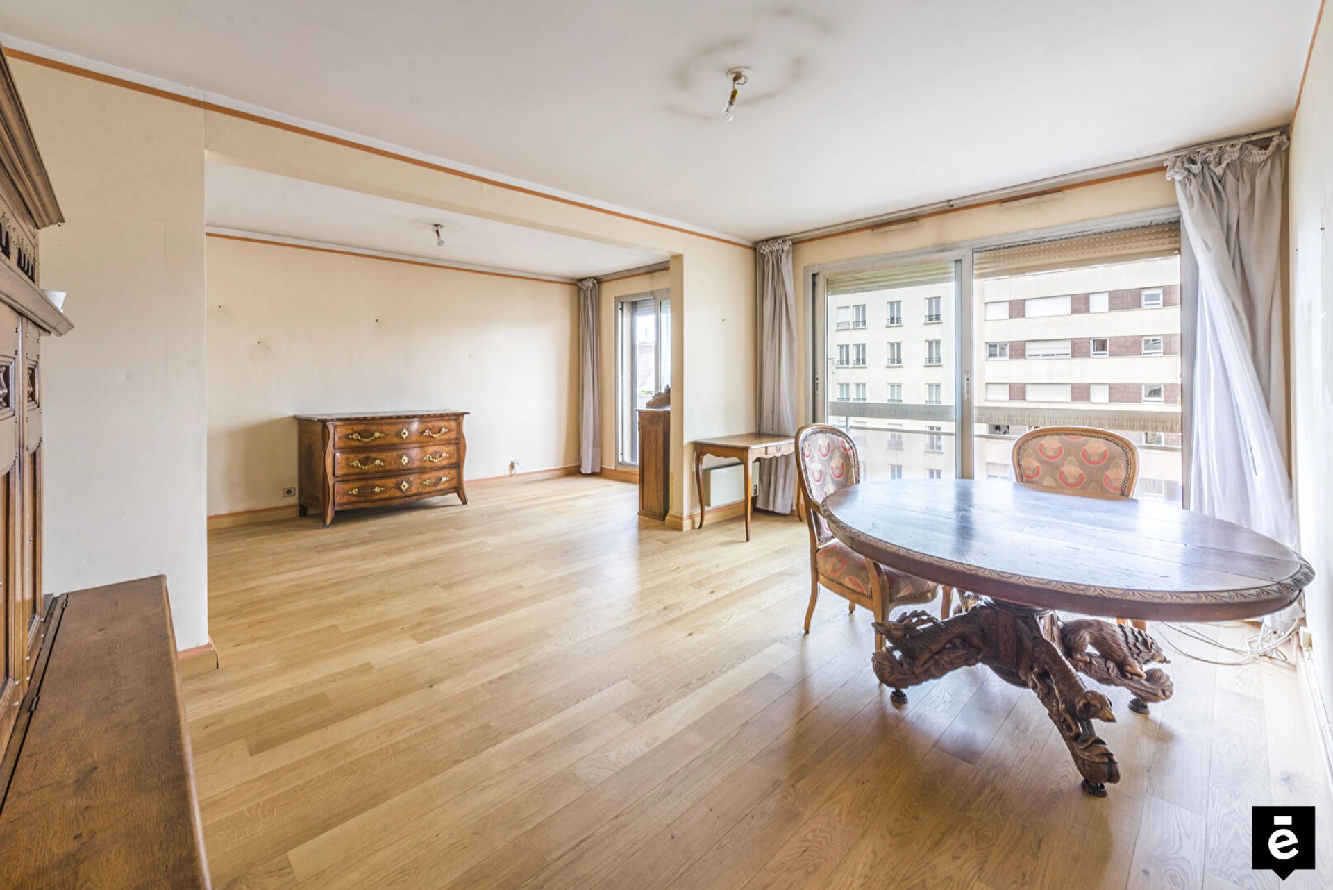 Appartement Paris 4 pièce(s) 86.12 m2 1