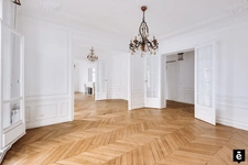 Appartement  Famillial - Avenue de Suffren Paris 5 pièces 137 m2 8