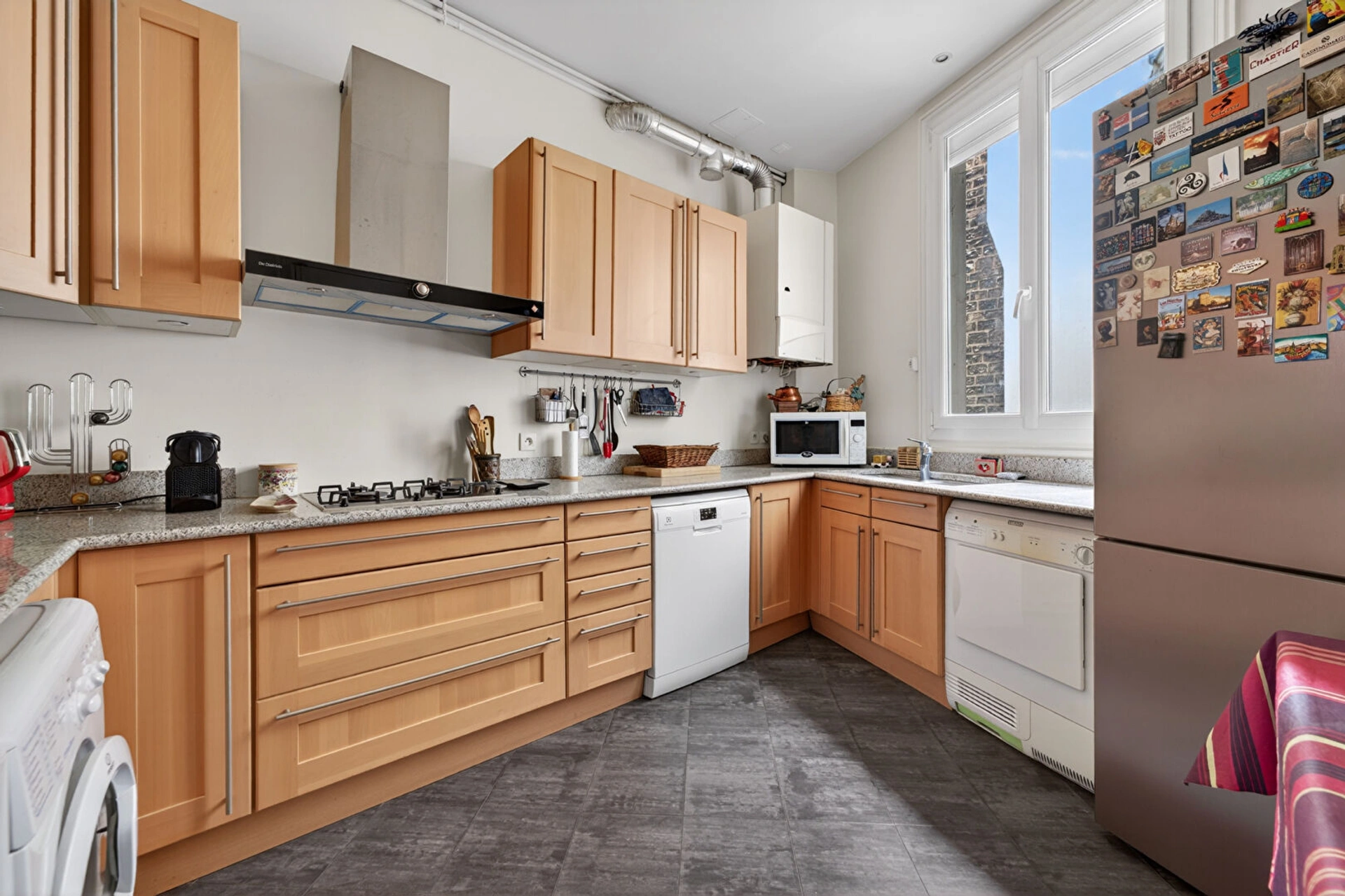 APPARTEMENT 6 PIECES - VOLONTAIRES 6