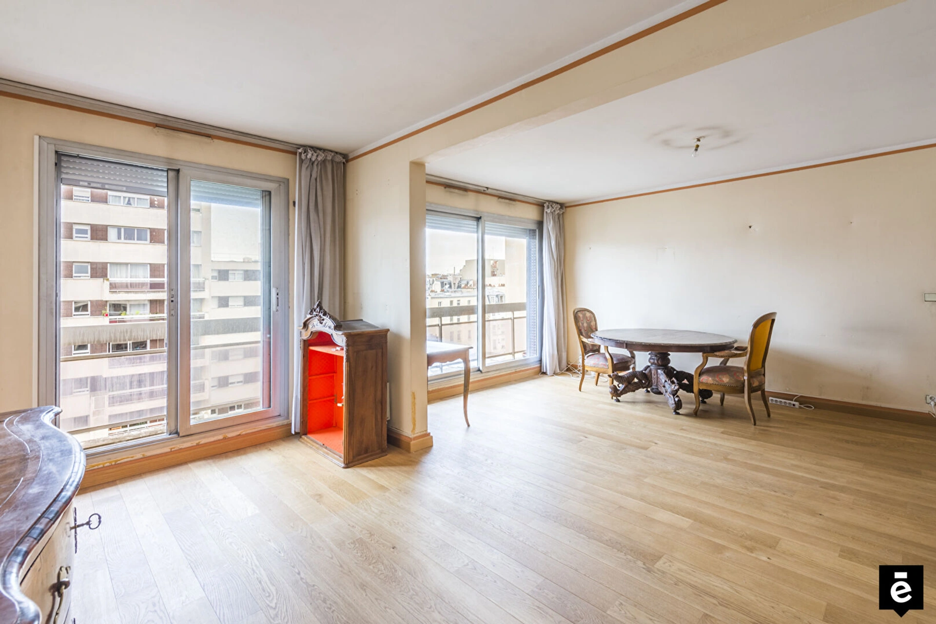 Appartement Paris 4 pièce(s) 86.12 m2 2