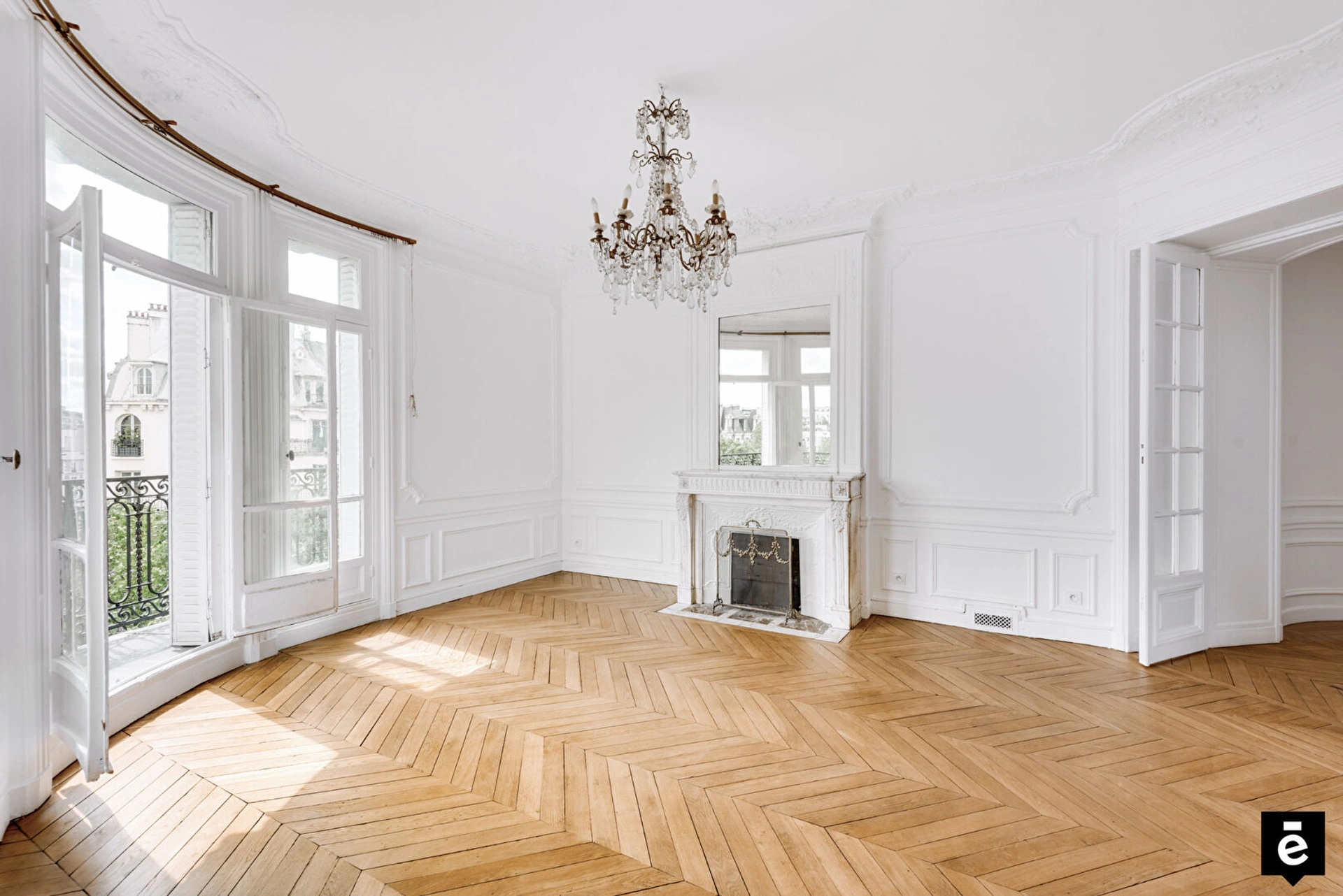 Appartement  Famillial - Avenue de Suffren Paris 5 pièces 137 m2 2