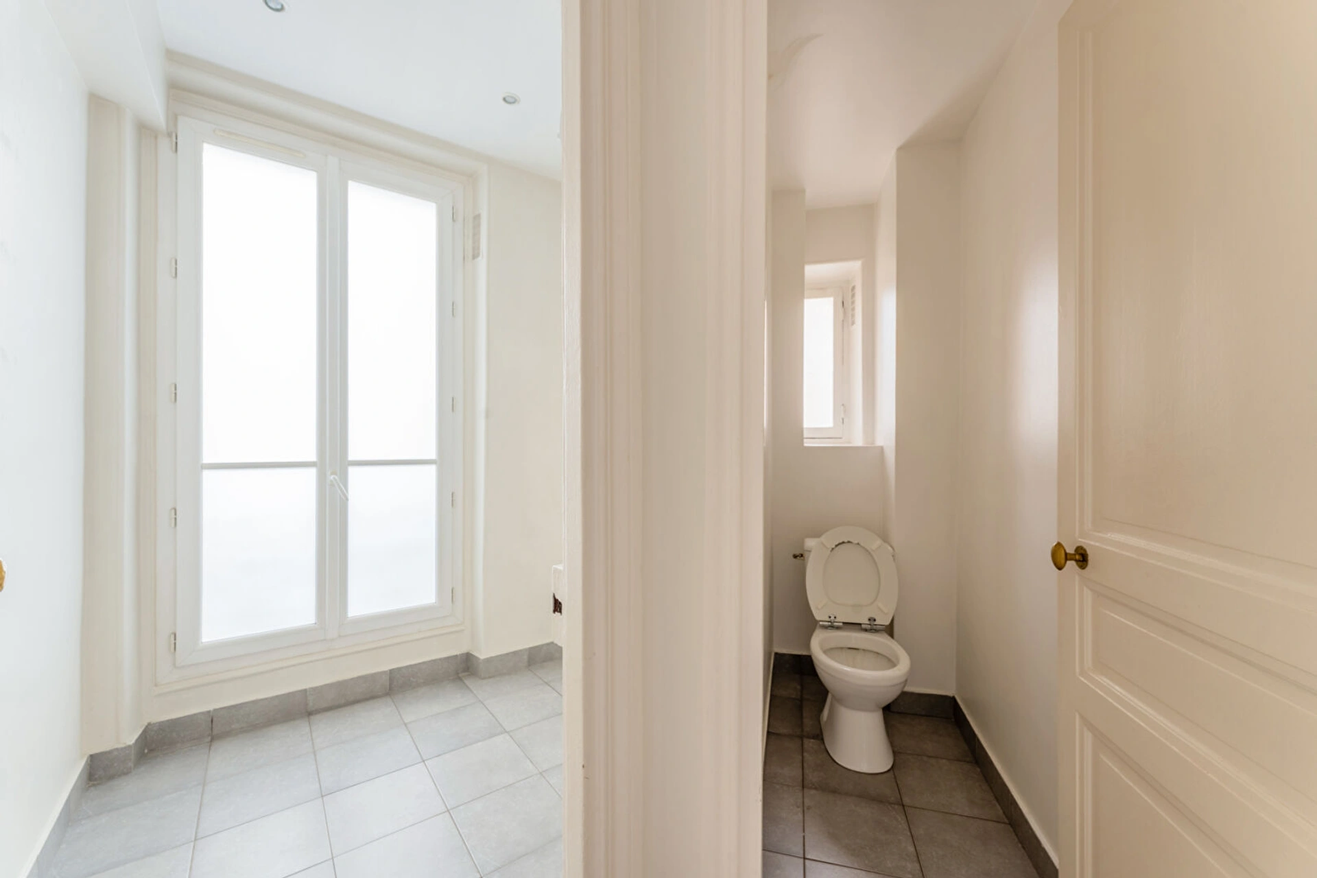 PARIS 18 - DAMRÉMONT 9