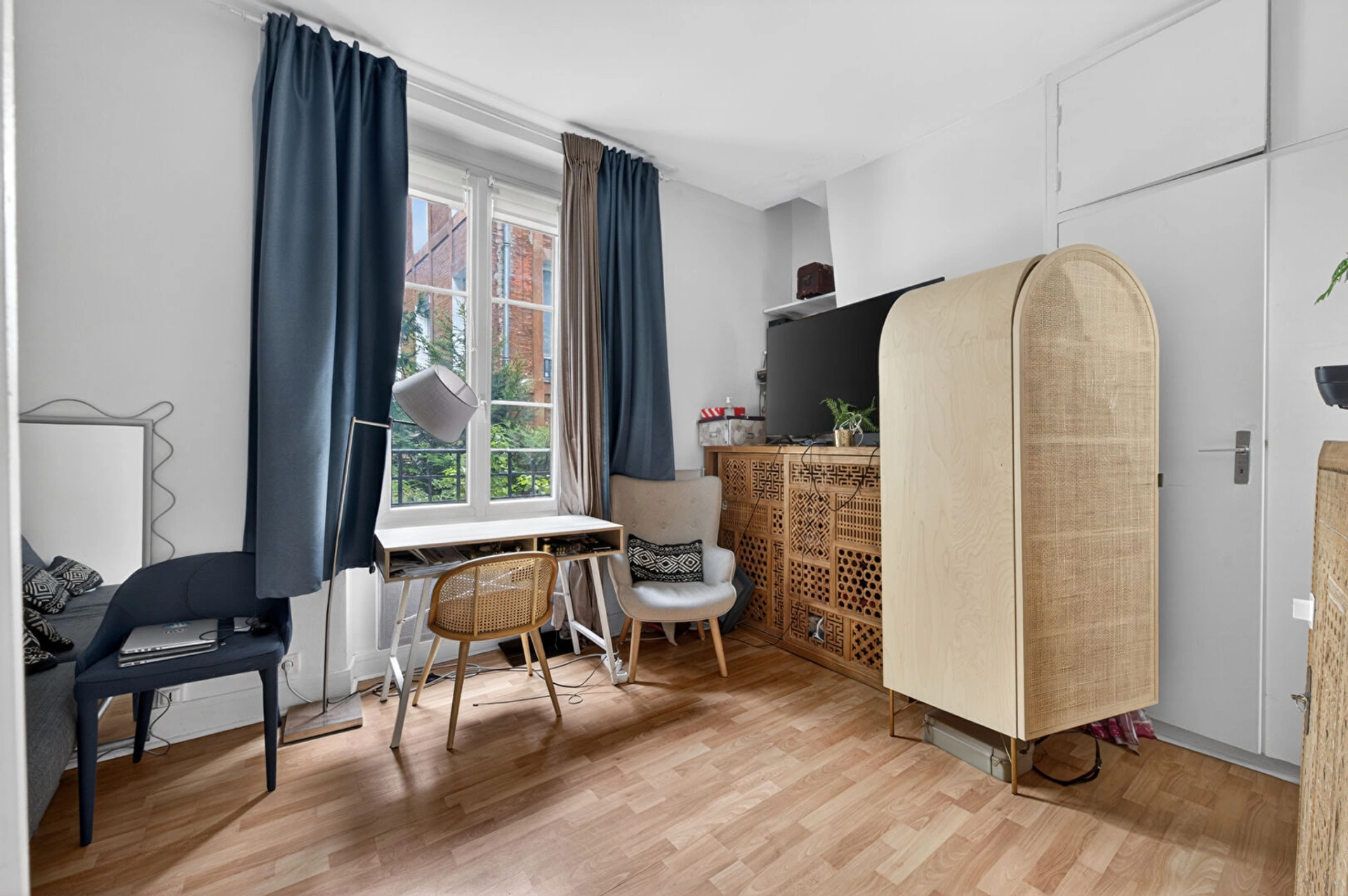 STUDIO -  GROS CAILLOU 1