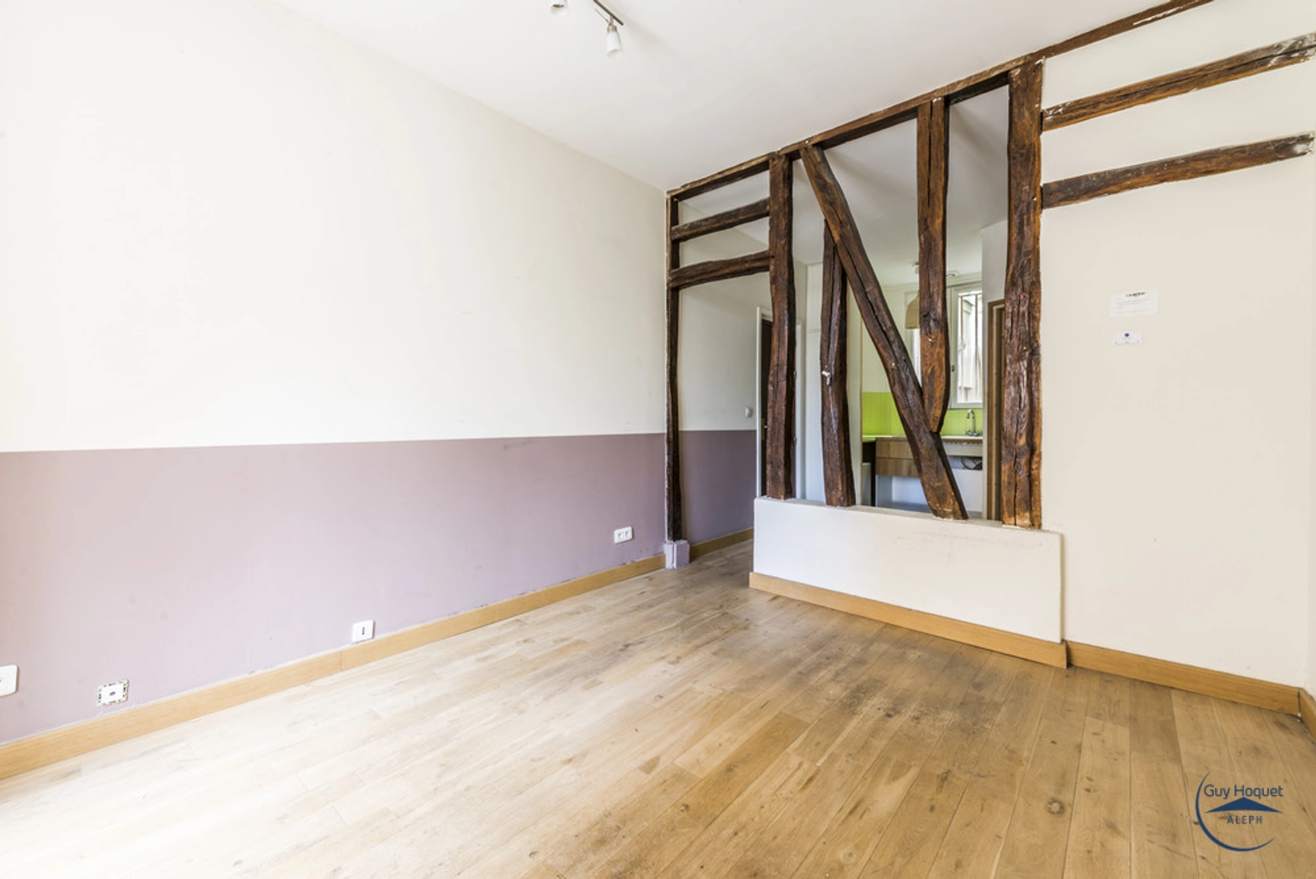 Charmant studio avec colombage, Idéal pied à terre Parisien 2