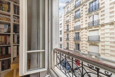 PARIS 15 - COMMERCE 4