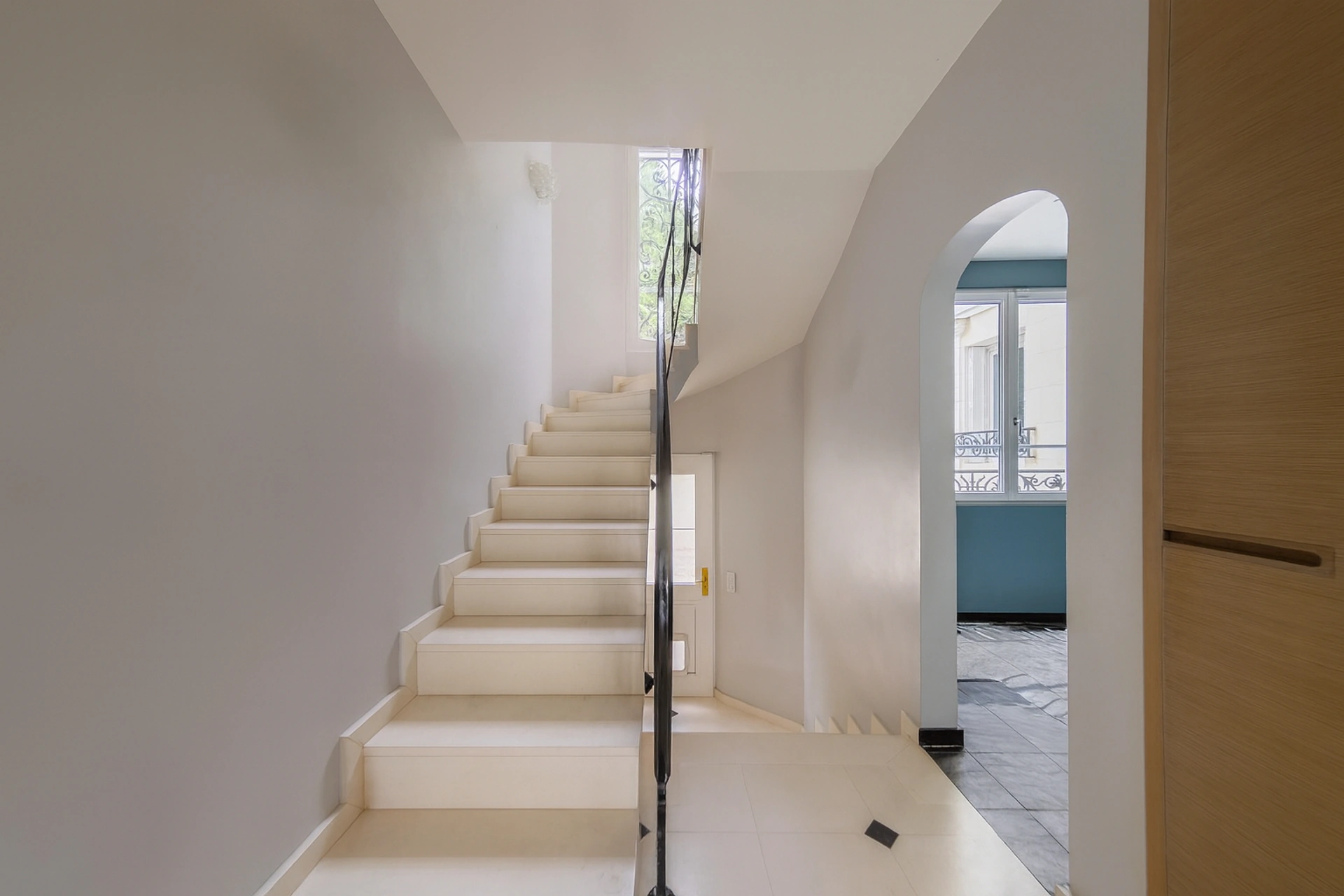 Maison  9 pièce(s) 430 m2 14