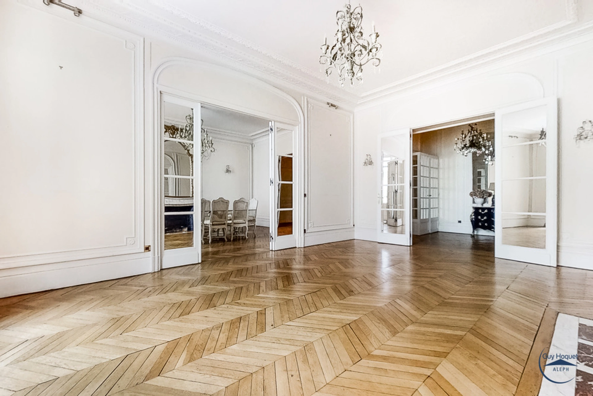 Appartement Paris 5 pièces 143.86 m2 2