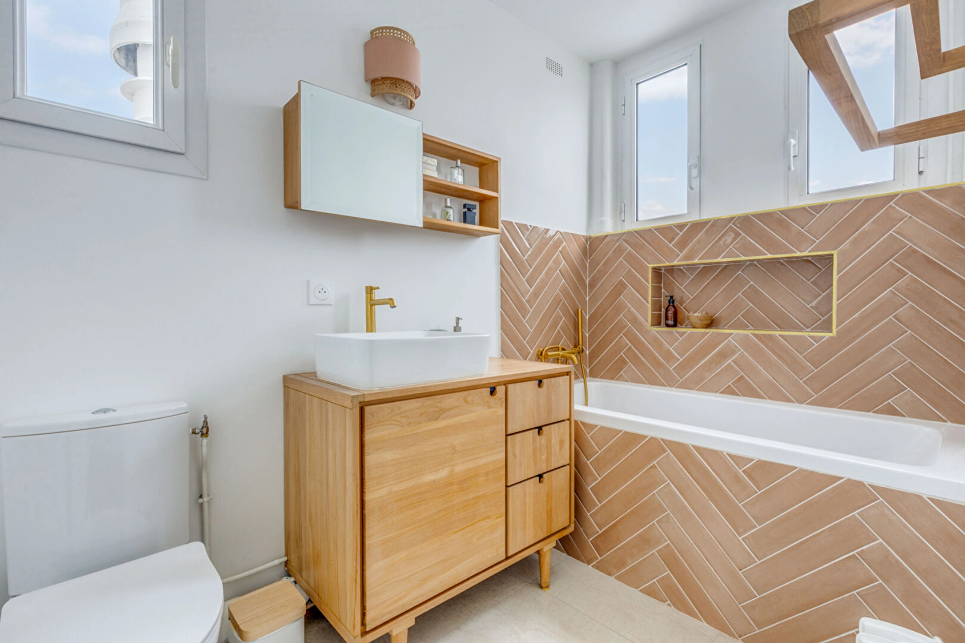 COMMERCE - 3 CHAMBRES 6