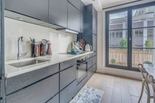 PARIS 15 - COMMERCE 3